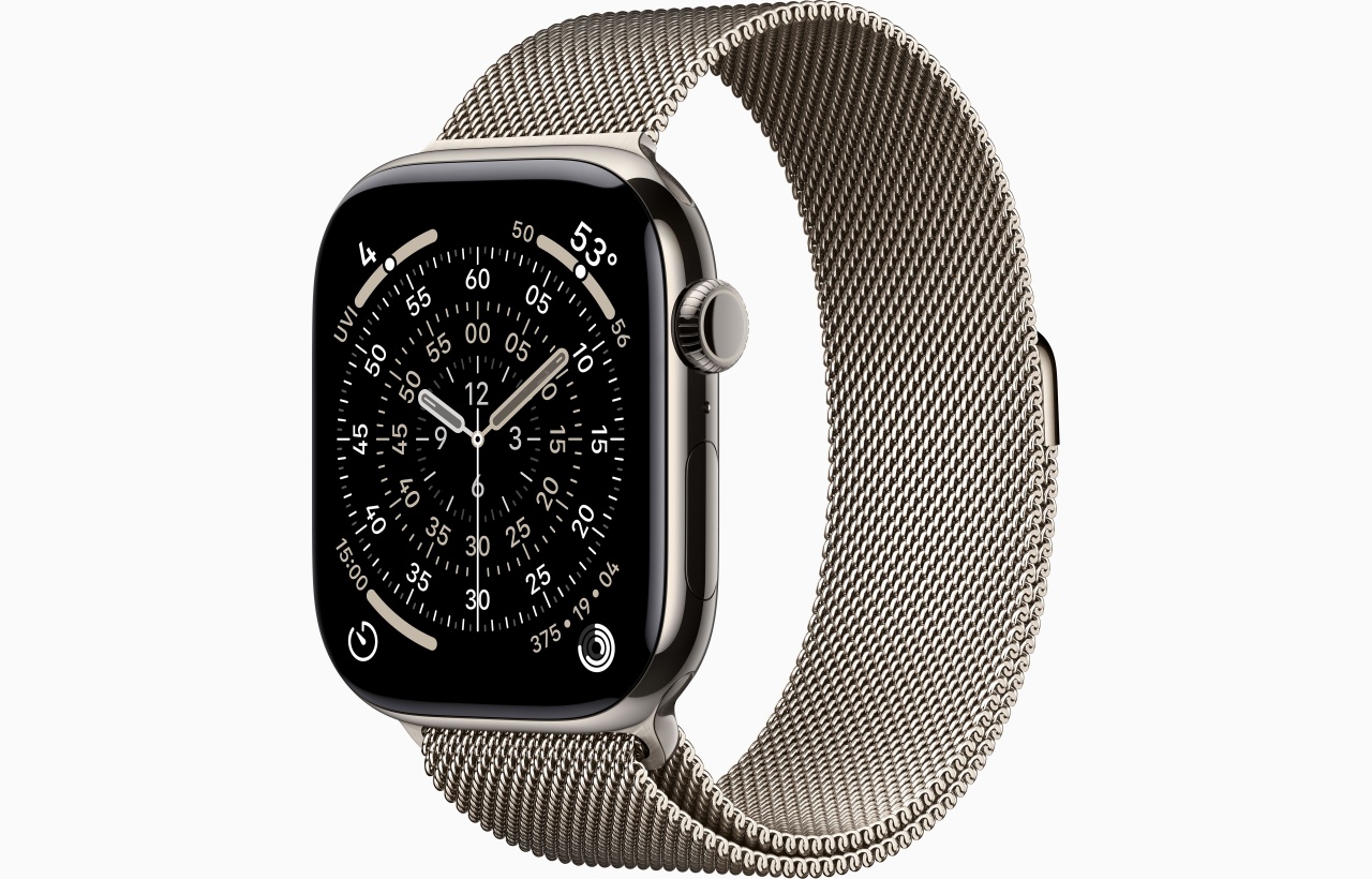 Apple Watch Series 11 GPS + Cellular 46mm Natural Titanium Case with Natural Milanese Loop